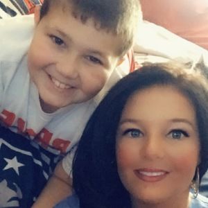 Meet your Posher, Latoya